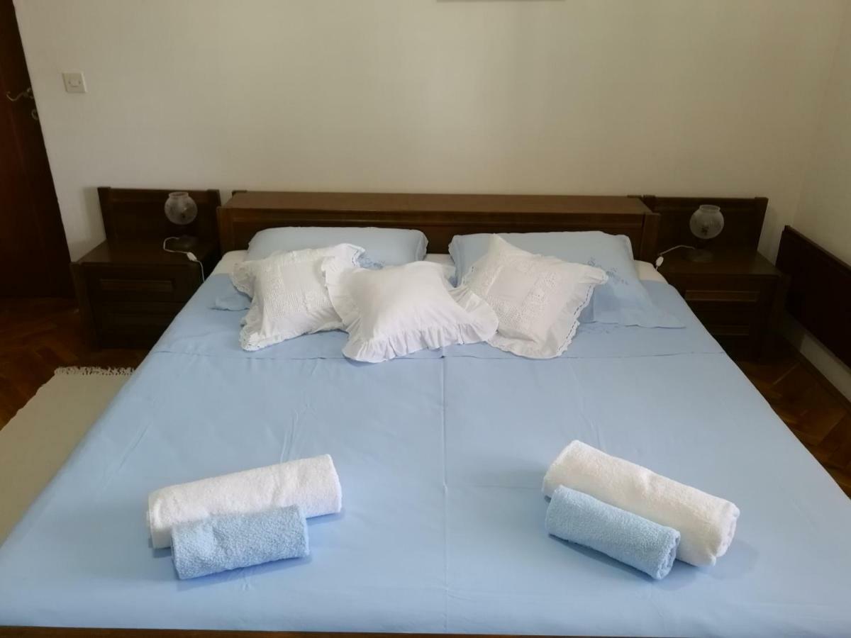 Apartman Mladenka Supetar Εξωτερικό φωτογραφία