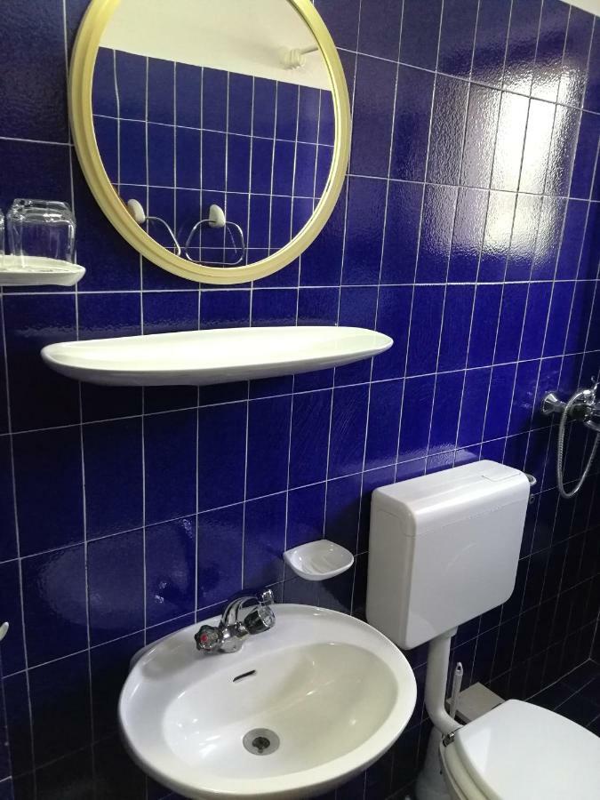Apartman Mladenka Supetar Εξωτερικό φωτογραφία