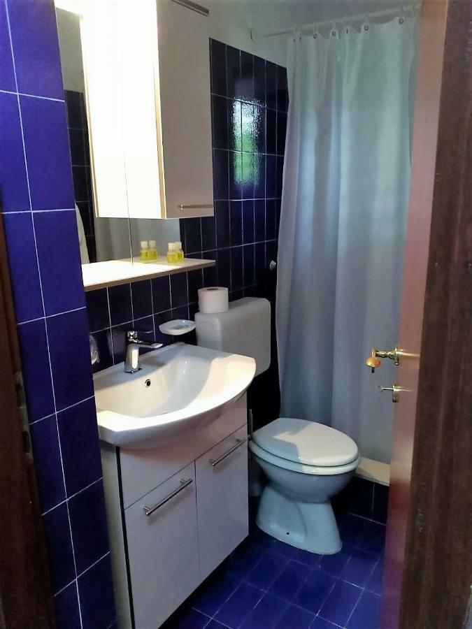Apartman Mladenka Supetar Εξωτερικό φωτογραφία